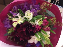 スタジオセルフィットにて、婚活本出版表紙撮影